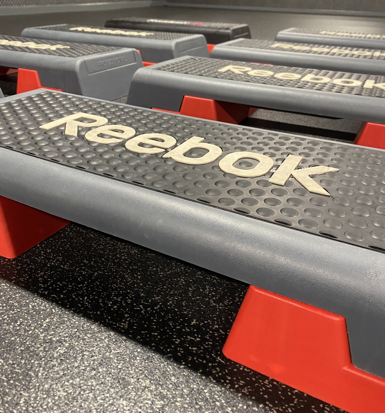 8 Reebok Fitness Aerobics Steps With Blocks Commercial Gym Equipment eBay