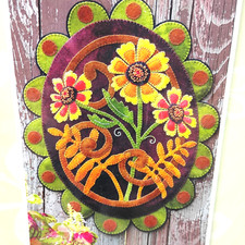 Painted Daisies Penny Rug Pattern WoolyLady 15" x 19" Ferns Daisy Cottage Farm