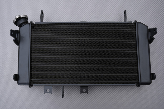 Radiateur eau Suzuki Gladius 650 SFV pour résoudre les problèmes de surchauffe moteur moto