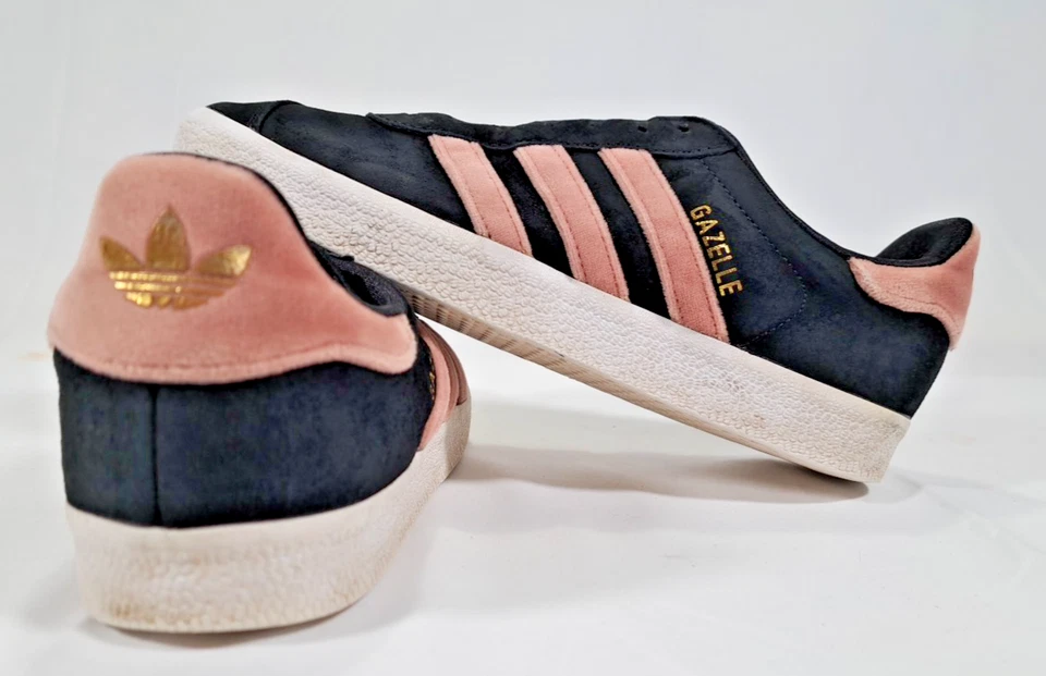 Adidas Zapatillas Mujer’s Gazelle Negro Gamuza y Terciopelo Rosa Talla 8 Foto 2 de 4