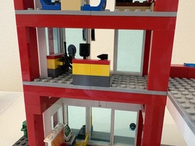LEGO CITY Fire Department Lot--Includes Fire Station (60004) +More Sets