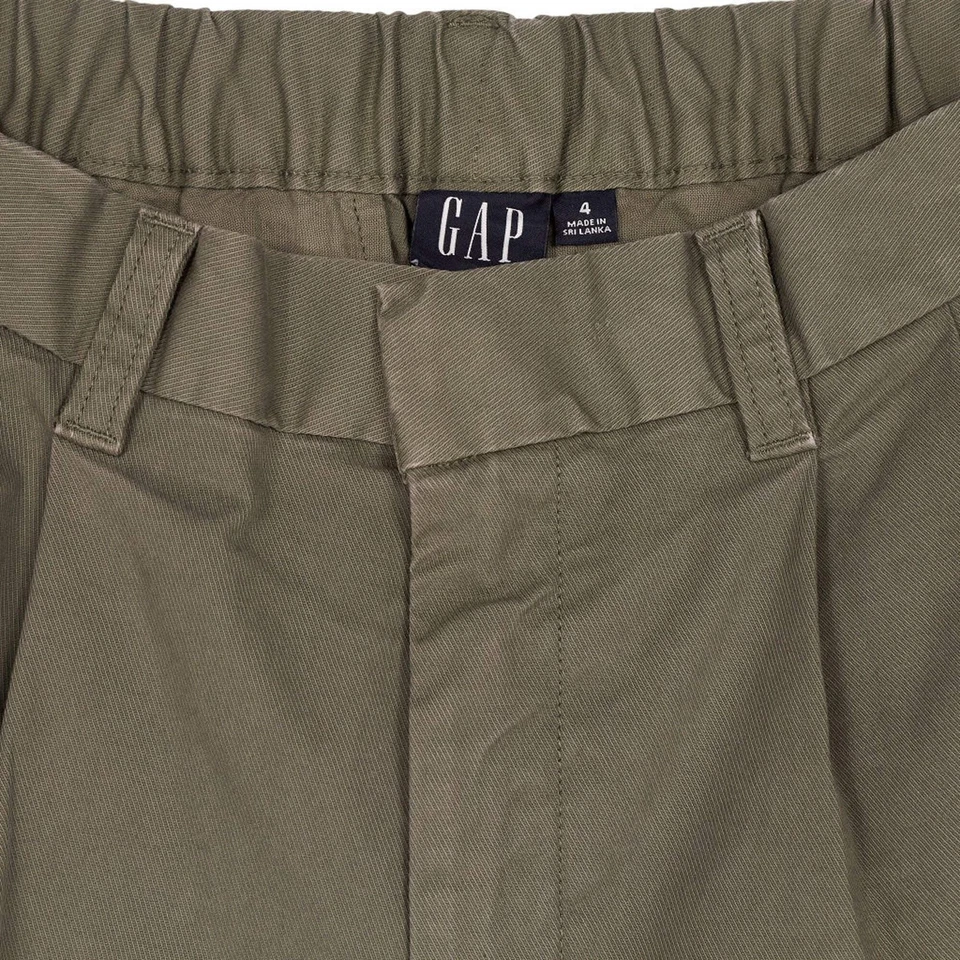Gap Khaki Pleated Shorts - Image 4 of 4