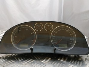 VW PASSAT B5 3B3 Kombiinstrument 110080198 1.90 Diesel 96kw 2002 11434280