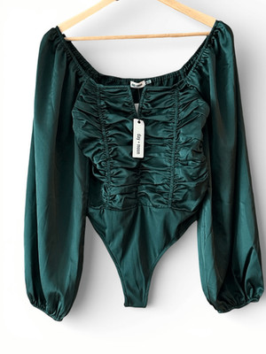 DAY + MOON Forest Green Satin Ruched Bodysuit Balloon Sleeve Square Neck *NEW*