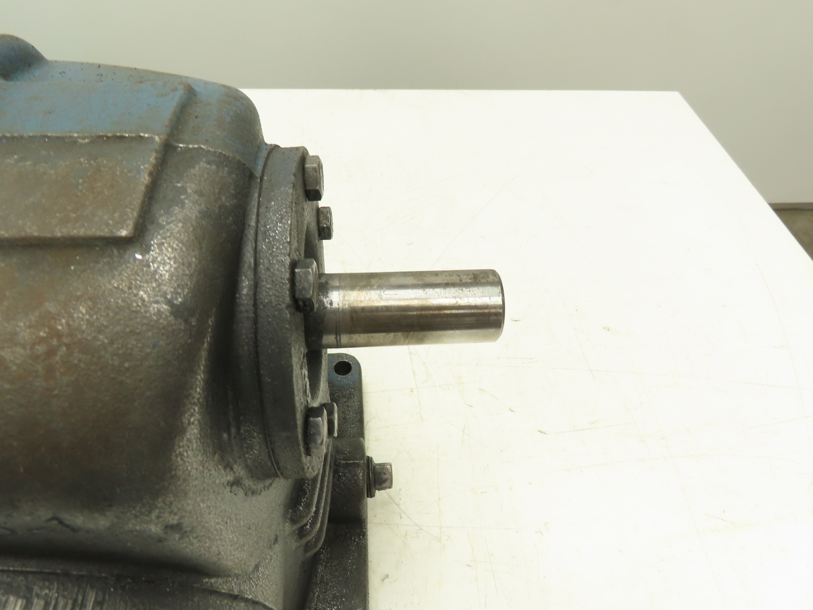 Cone Drive SH035-C1 Speed Reducer 5:1 Gearbox 350 RPM Hollow Shaft Output