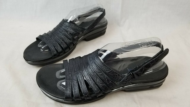 aravon sandals by new balance