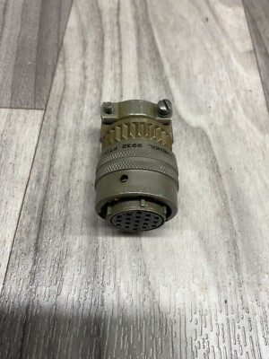Amphenol 9932 PT06A-14-19S(SR) Circular Connector #4043F133BI