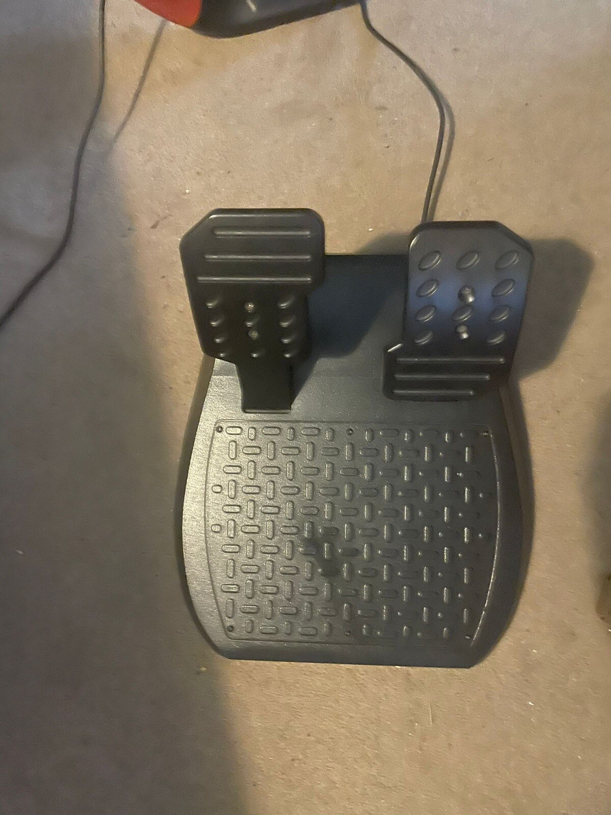 Thrustmaster Ferrari 458 Spider Steering Wheel with Foot Pedals Xbox