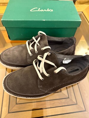 Clarks Gosler Edge Taupe suede lace up shoes size UK 9.5 NEW  display picture 2