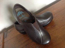 dansko comfort shoes