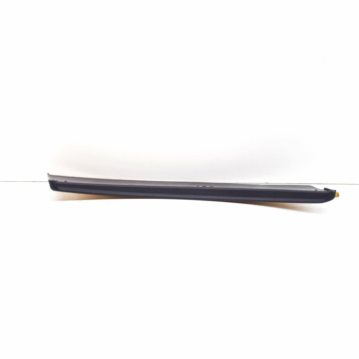 OEM Audi Q5 8R Rear Right Wheel Arch – Genuine VW Part 8R0853828C 4U8 (Made In Germany)