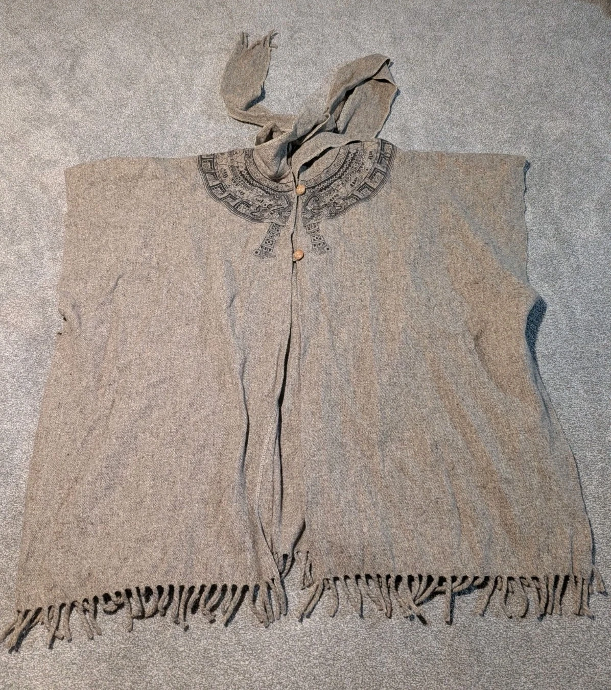 Vintage Wool Poncho Womens One Size Gray Aztec Mayan Calendar Native Fringe