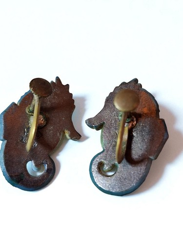 VTG Toshikane Japan Seahorse Brooch & Earrings Set Porcelain Enamel Screw Back - Picture 5 of 9