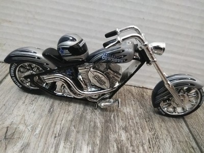 Hamilton Collection Dallas Cowboys CHAMPION CHOPPER Motorcycle ( NFL SCUPTURE)