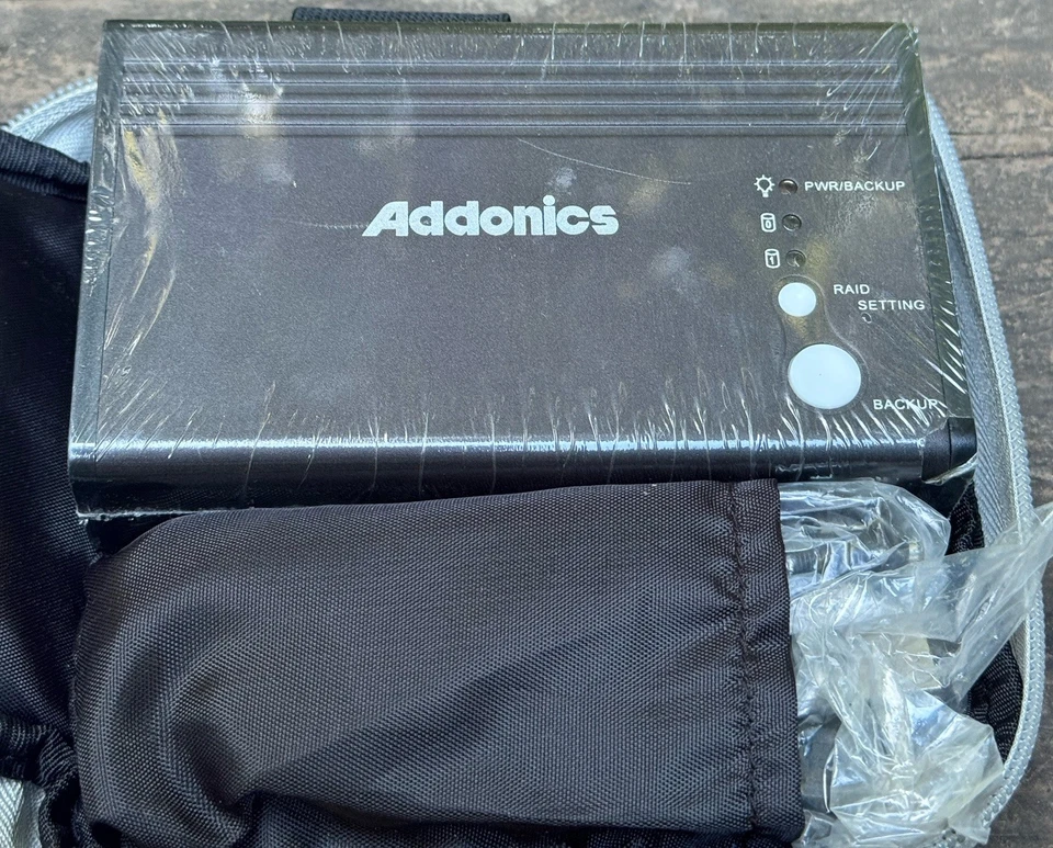 Addonics AE25RDESU Portable Dual Drive Raid Enclosure Sealed With Case - Image 2 of 4