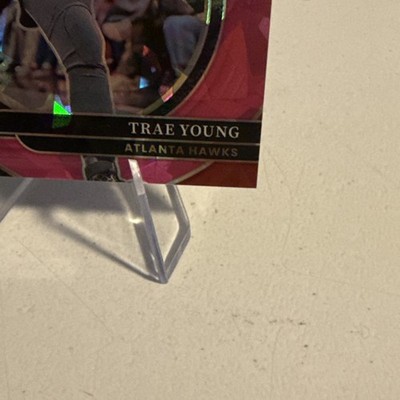 Trae Young 2024-2025 Select Pink Cracked Ice Courtside 16/99 #223