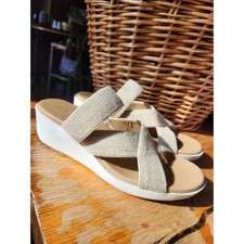 Aerosoles Wedge Comfort Sandal Natural Gold Accents sz 7