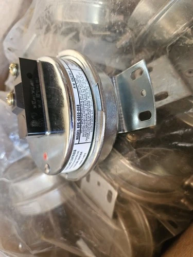 (10) Cleveland Controls Fan Safety  Switch RFS-4400-068  P/N- 104379-1 Lot Of 10