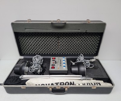Novatron 550 Lighting Kit in Hard Case