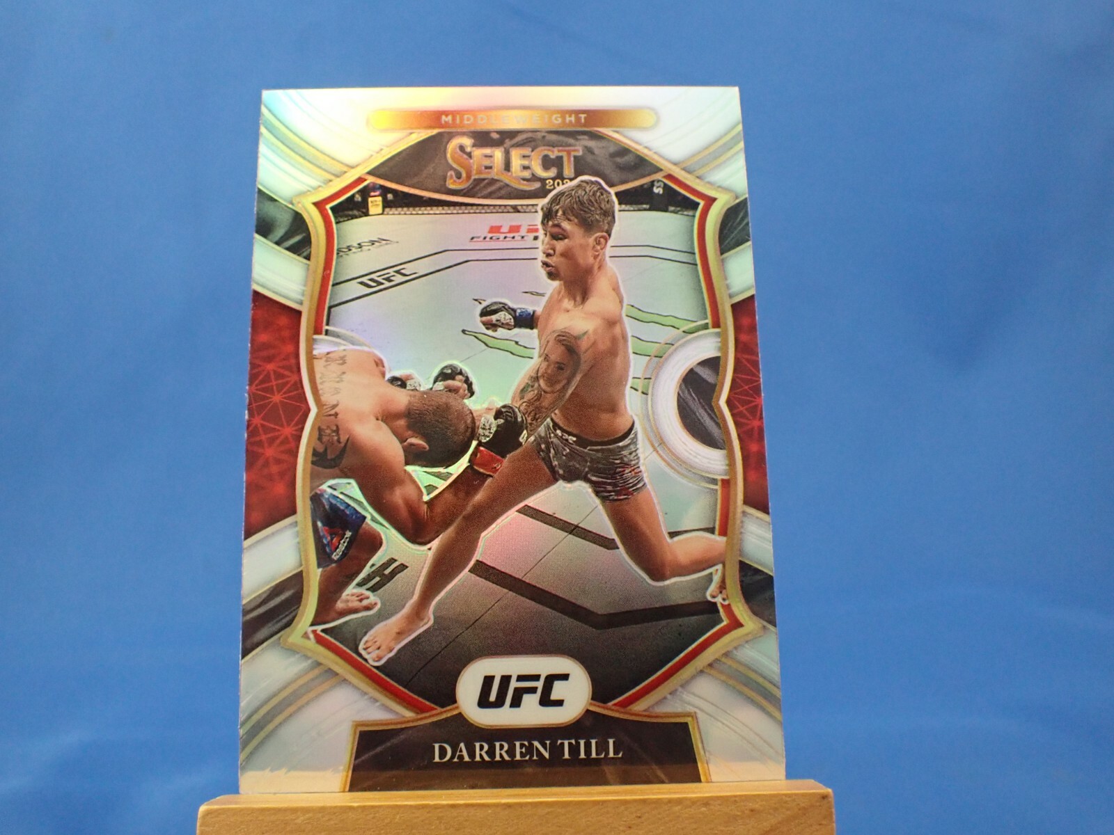 Darren Till Select UFC 2021 Concourse Silver Prizm