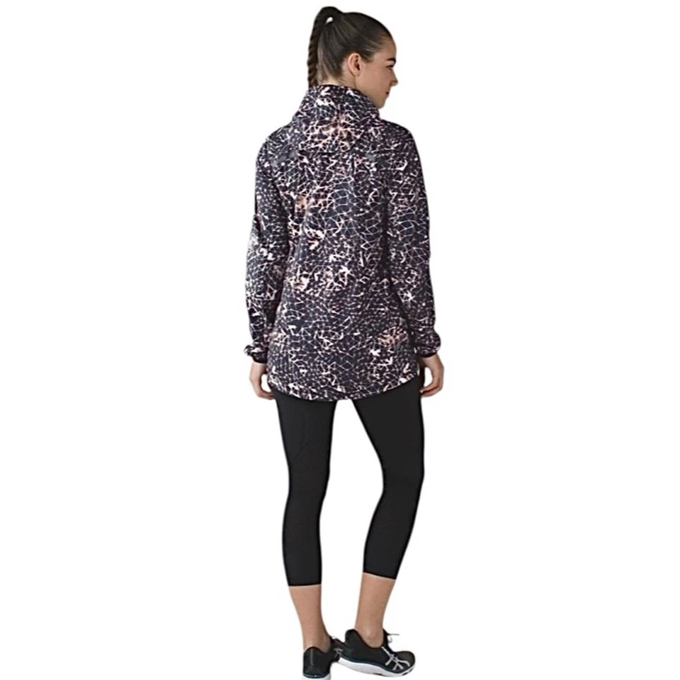 Lululemon Miss Misty Black Full Zip Lightweight Hooded Rain Jacket Size 2 - Image 4 of 4