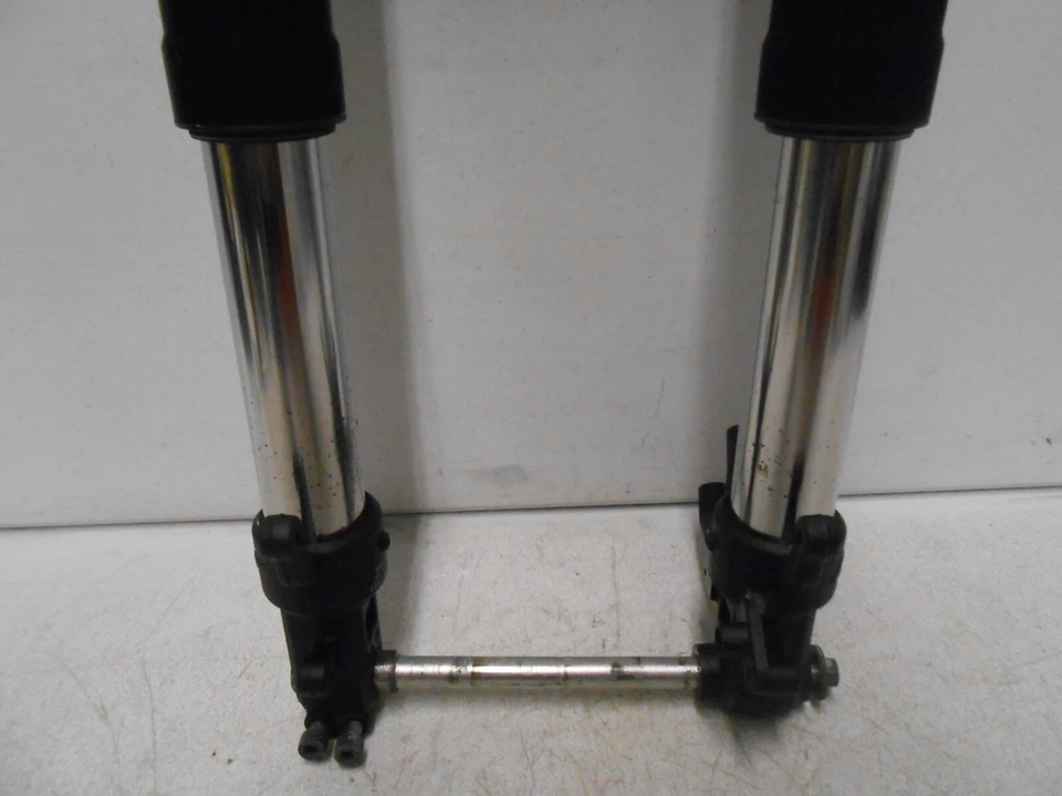 Horquilla delantera 15 2015 KTM Duke 390 OEM triple árbol izquierda derecha Foto 4 de 4