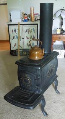Baxter Banner #22 Cast Iron Antique Stove plus authentication