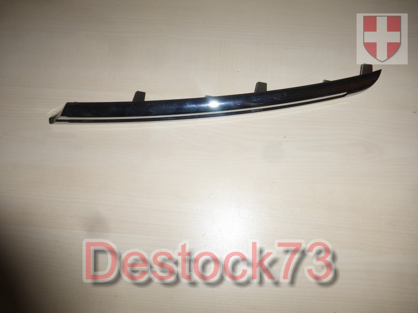 Baguette chrome de calandre pour Opel Insignia, moulure supérieure avant gauche en finition luxe