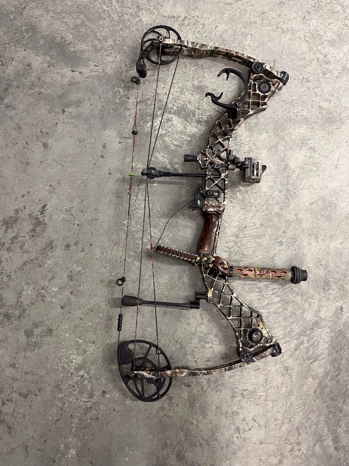 Mathews Heli-m, diestro, 60-70 lb DW, 29 pulgadas DL, camuflaje perdido, RTH Foto 2 de 4