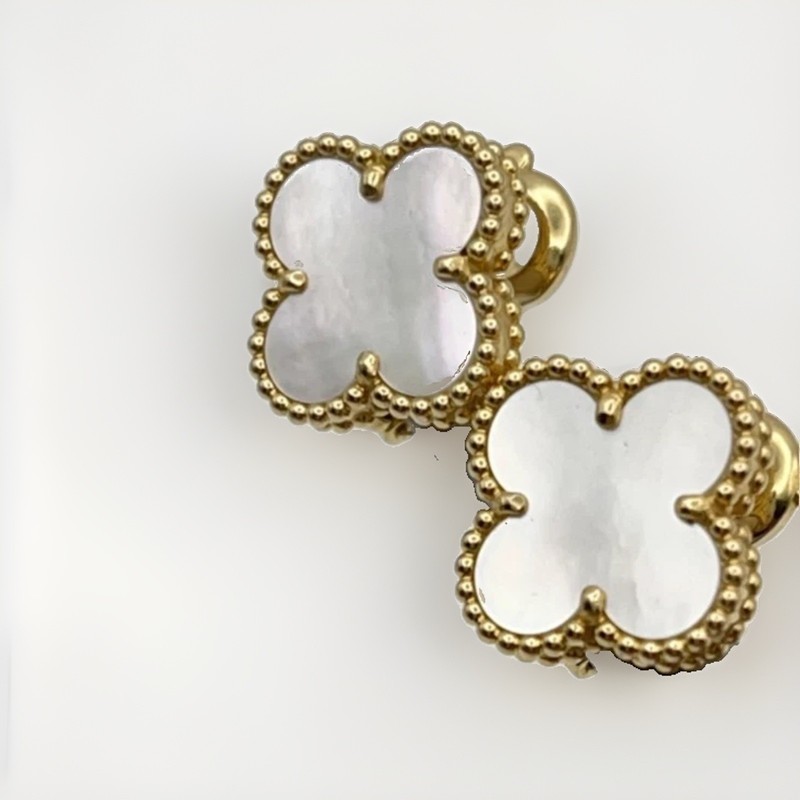 VAN CLEEF & ARPELS