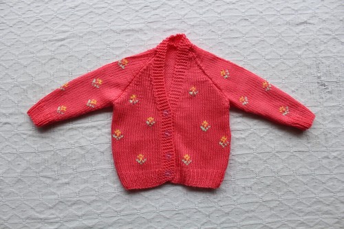 handgestrickte babykleidung
