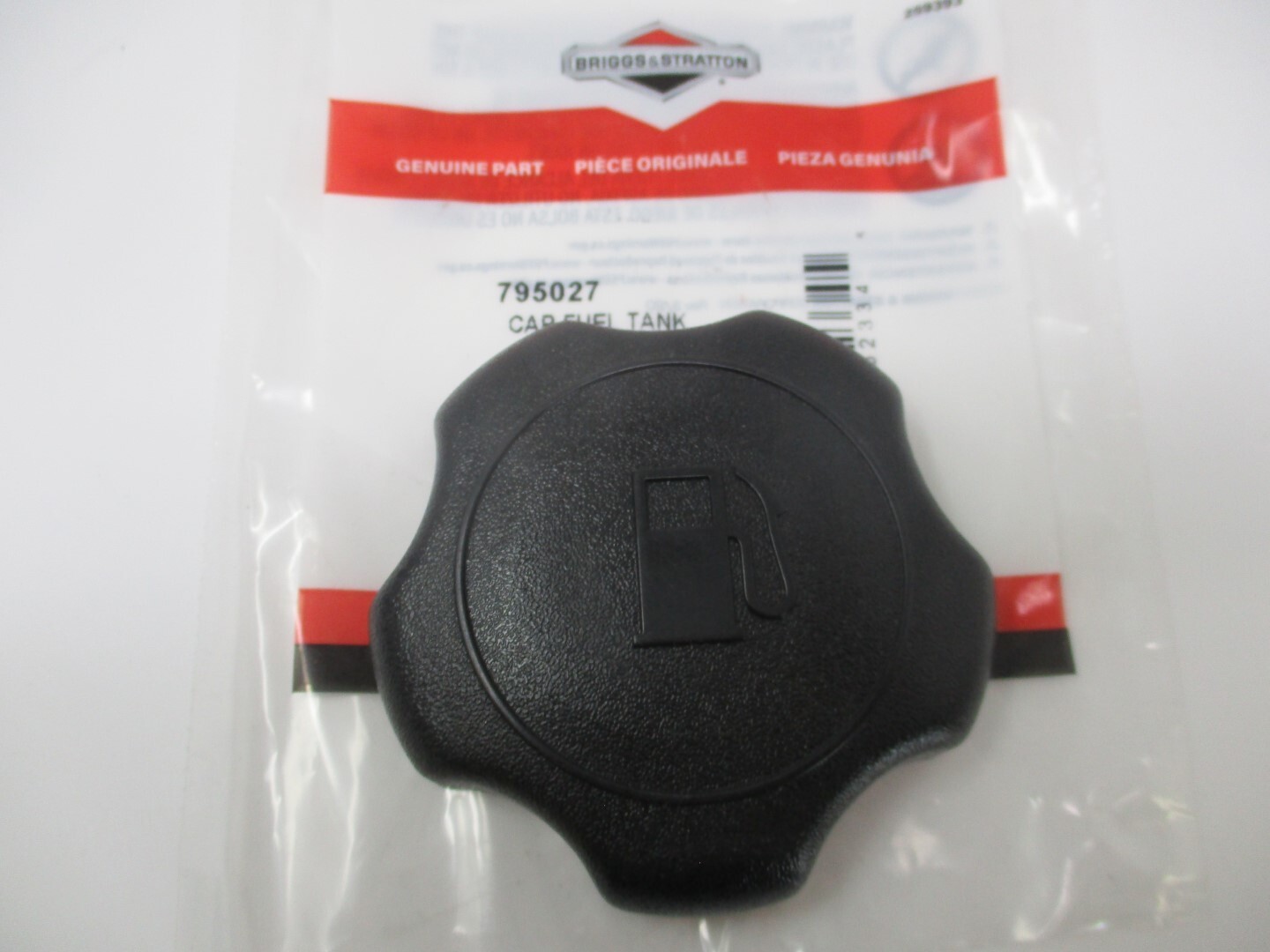 Genuine Briggs & Stratton 795027 Gas Fuel Cap for 3.5 5 & 9 Hp Intek L ...