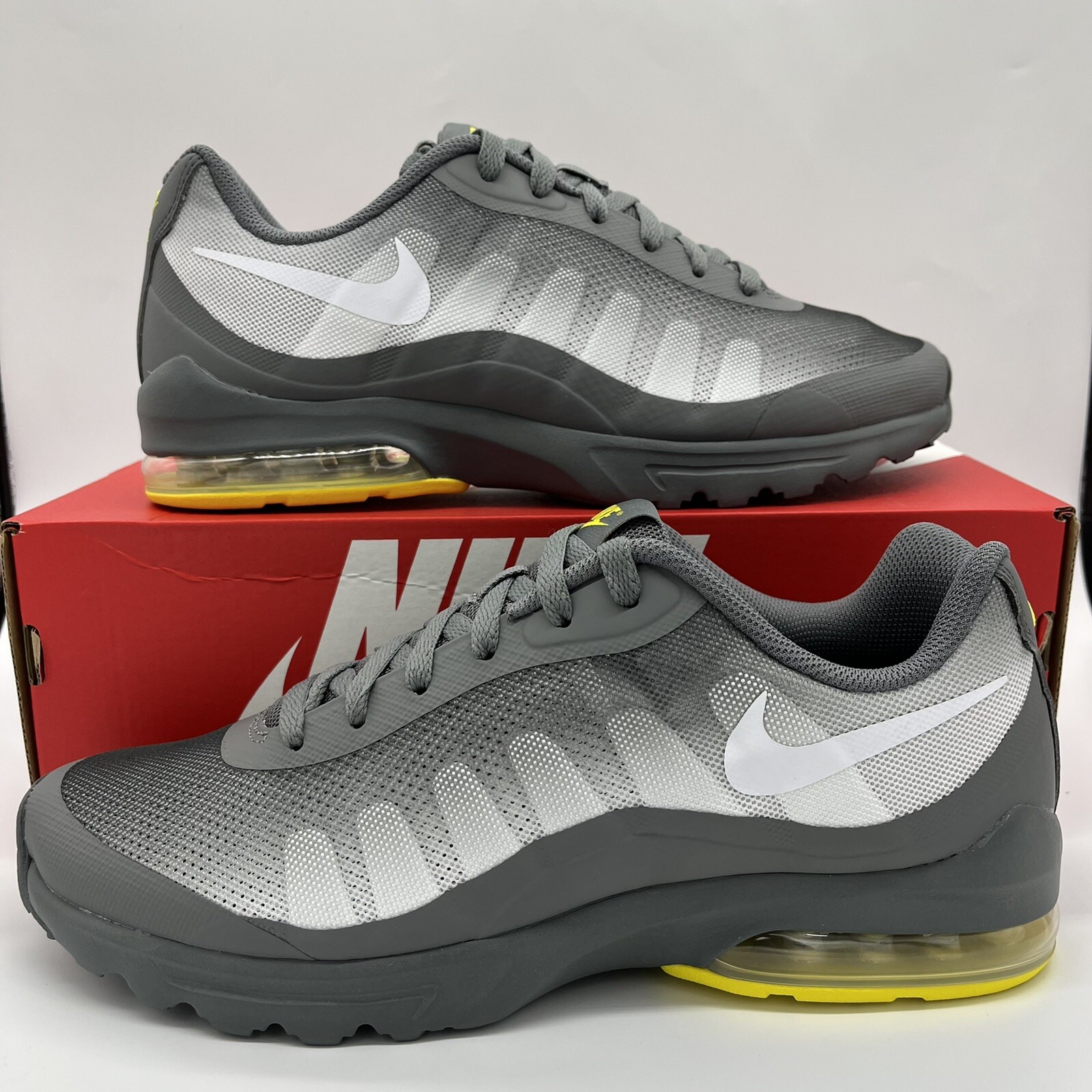 Nike Air Max Invigor Shoes Smoke Gray 