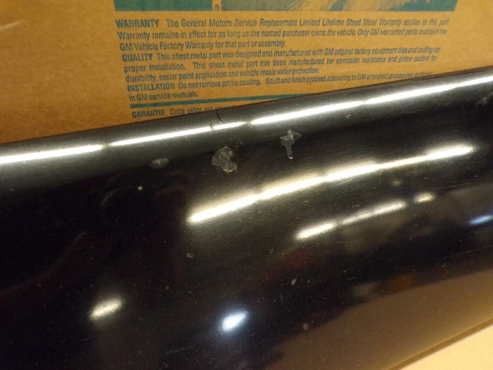 Moldura de puerta Mazda Tribute 2006 2005 (trasera del pasajero) Foto 2 de 2