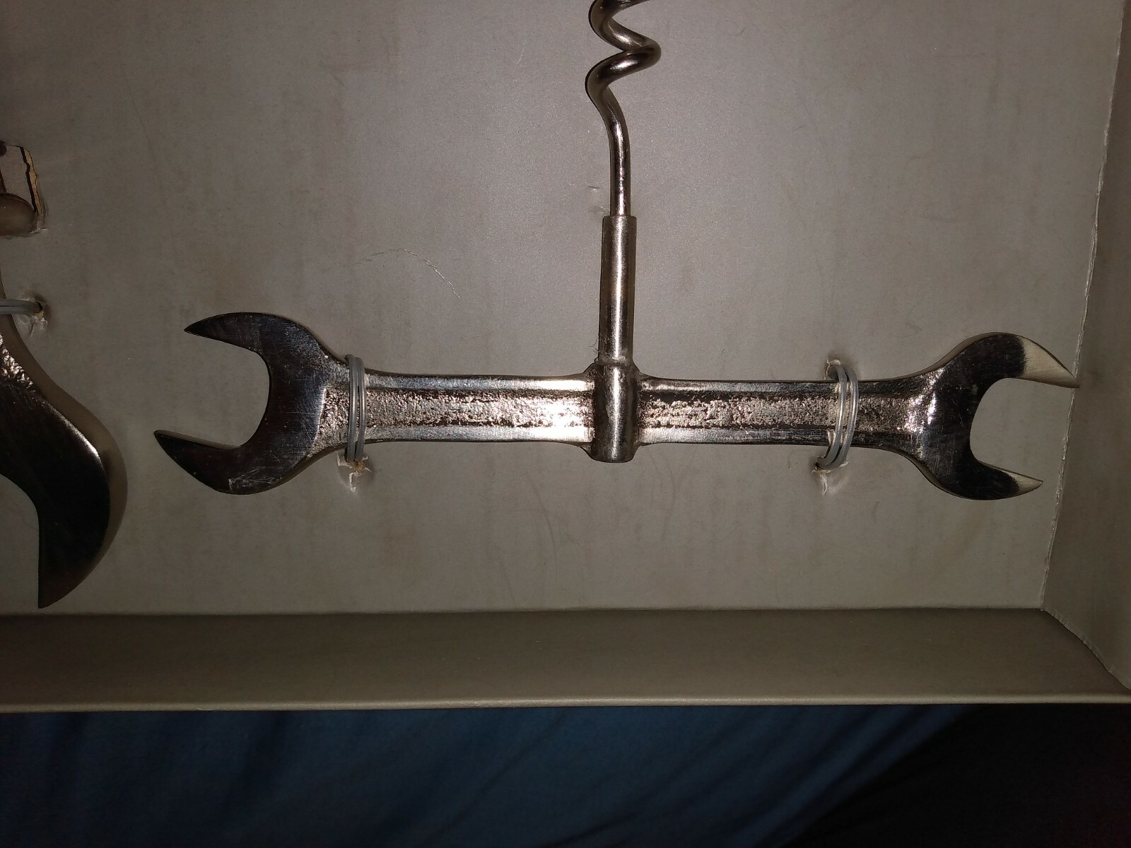Picture 4 of 8