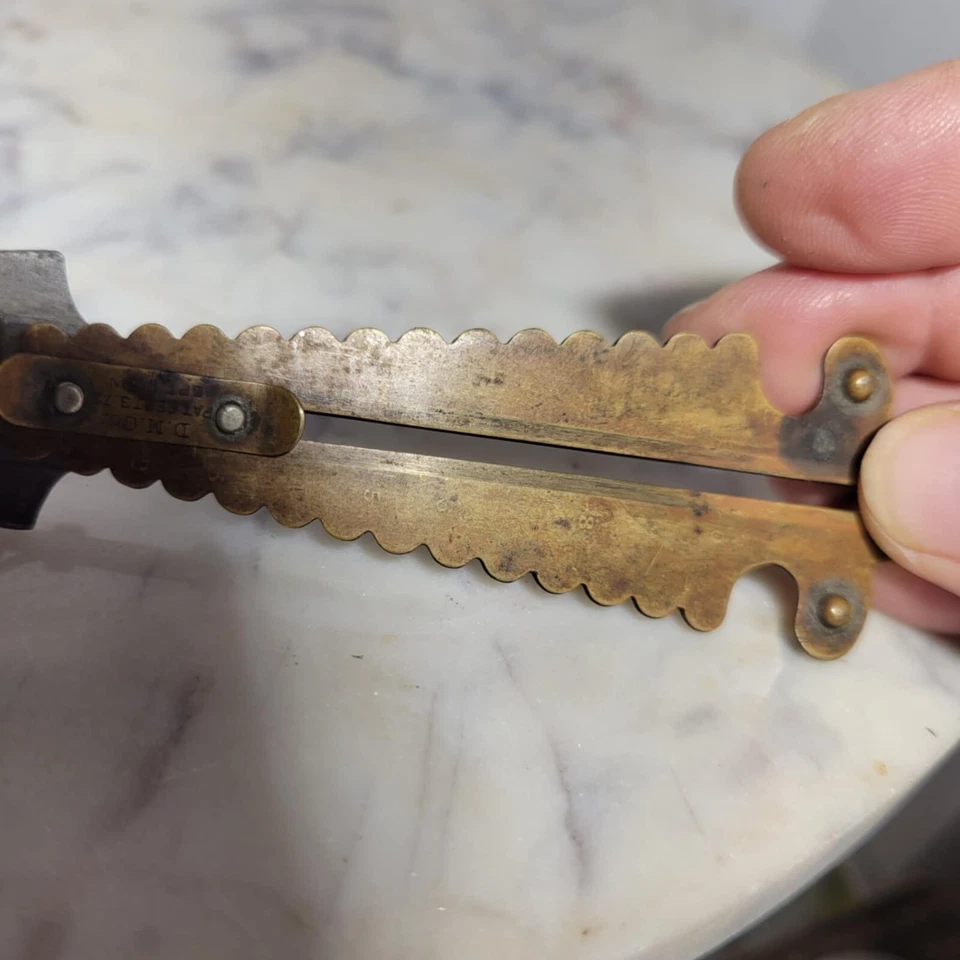 Antique 1872 D.M. Co Brass with Steel Blade Button Hole Gauge & Cutter - Image 4 of 4