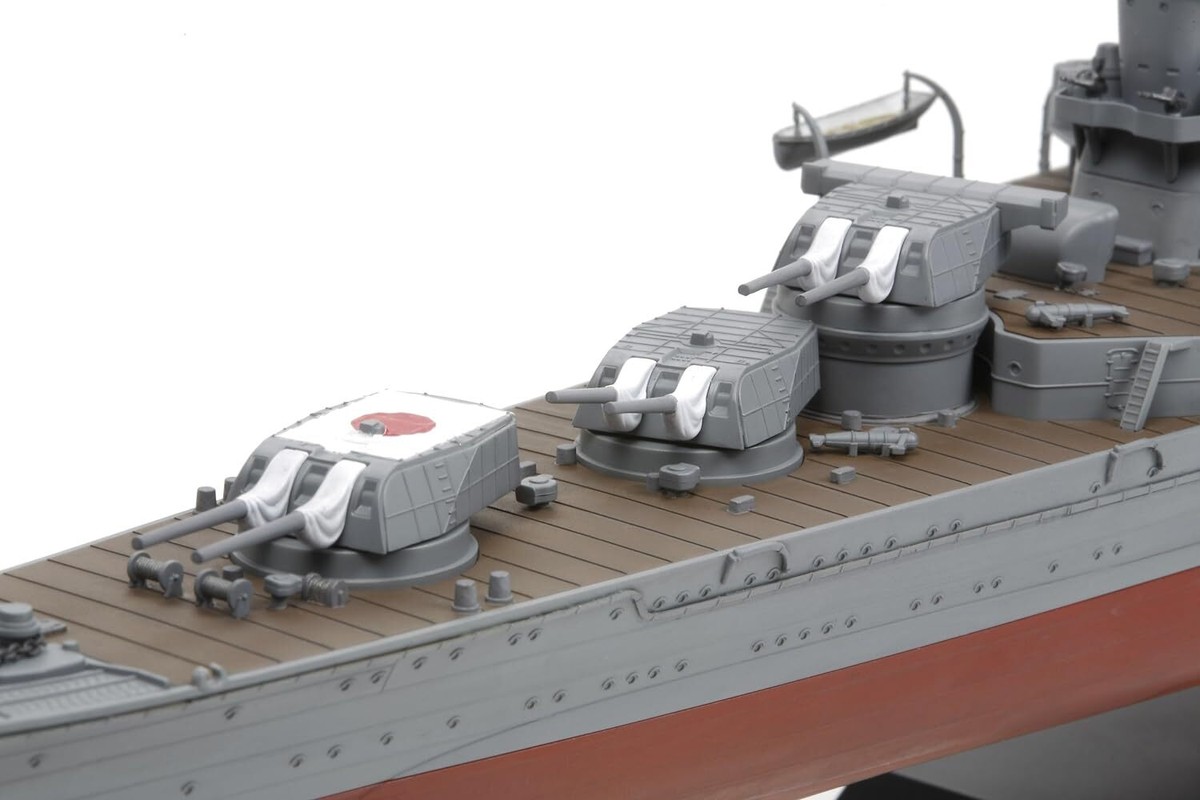 Tamiya 1/350 ship series No.23 Japanese Navy Heavy cruiser Mogami