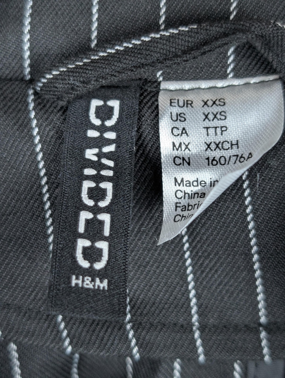 Divided H&M Blazer Womens XXS Black Pinstripe Double Breasted Jacket Office thumbnail 4