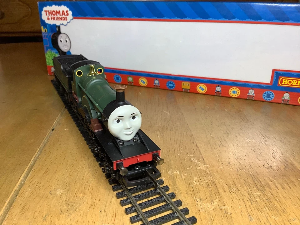 Hornby Thomas & Friends R9231 4-2-2 Emily - Image 3 of 4