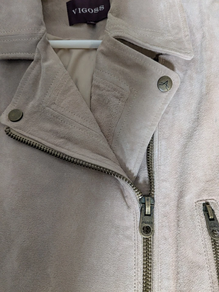 Chaqueta para mujer Vigoss de cuero tostado talla mediana Foto 3 de 4