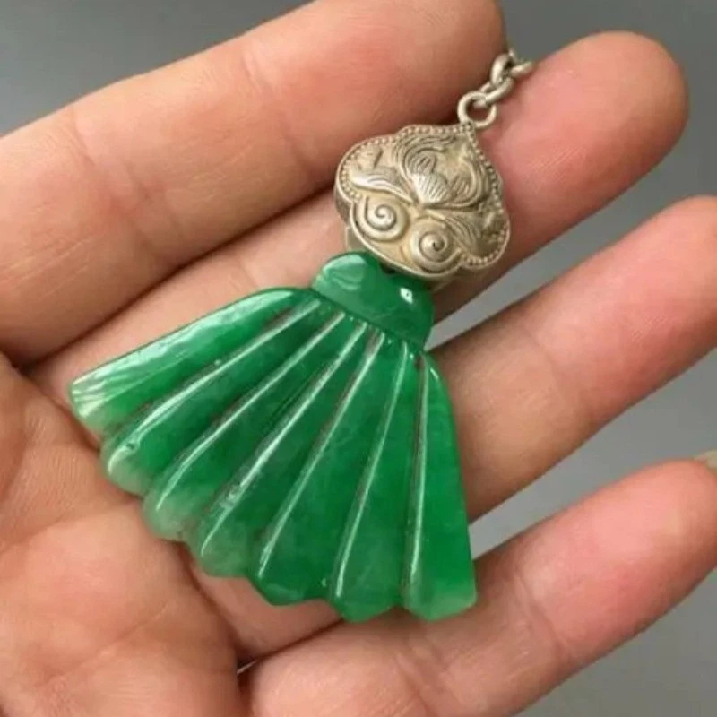 1Pair Chinese Retro Jade Ming Qing Dynasty Jadeite Tibetan Silver Earrings - Image 3 of 4