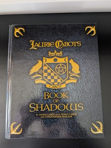 Laurie Cabot Buch der Schatten 2015 Erstdruck Hardcover Hexerei Wicca