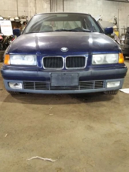 Colector de escape delantero mercado canadiense compatible con 92-97 BMW 320i 1617956 Foto 4 de 4