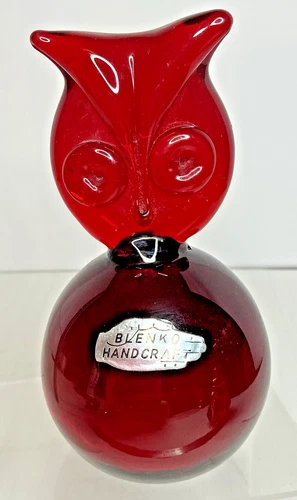 VTG Blenko Handmade Glass 711C Owl Paperweight in Ruby Nickerson Design 1971