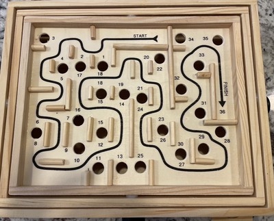 Hey! Play! Wooden Wood Labyrinth Puzzle Maze Tabletop Game NEW IN BOX