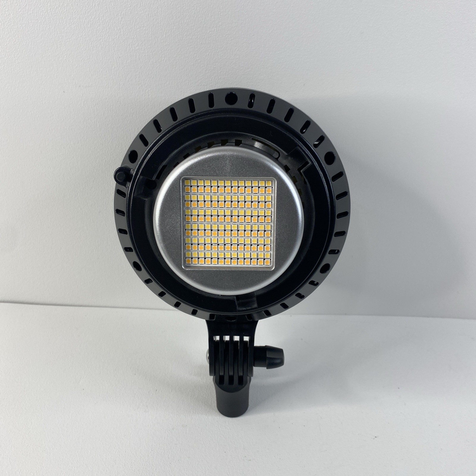 NEEWER CL-60B 60W LED Light 3200K-5600K W/ Remote & Hand Tripod