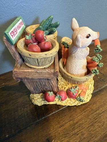 Hamilton Market Mischief Collection "Bushel Of Trouble" Cerdo Estatuilla Granja Livin’ - Imagen 2 de 5