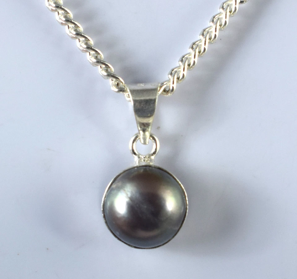 Colgante natural certificado piedras preciosas redondas de 9,75 quilates con perlas negras del Mar del Sur de Tahití Foto 4 de 4