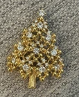 Vintage Eisenberg Signed Gold Clear Rhinestone Sparkling Christmas Tree Brooch