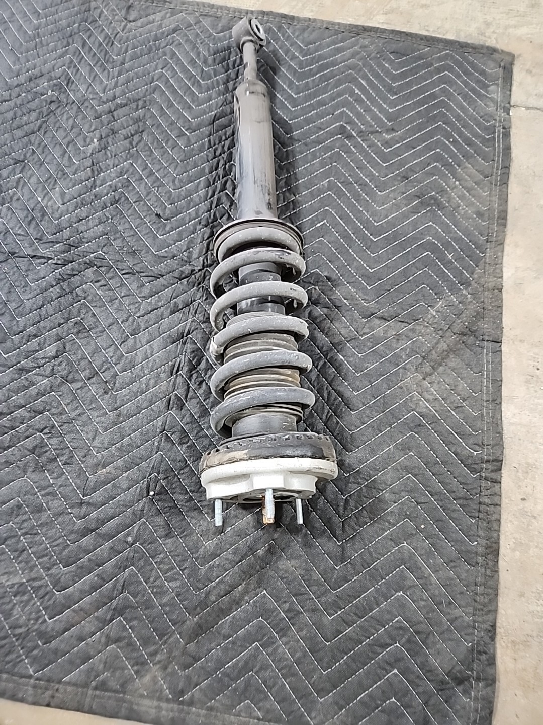14-17 Maserati Ghibli M157 Front Left or Right Shock Strut Absorber OEM #0045